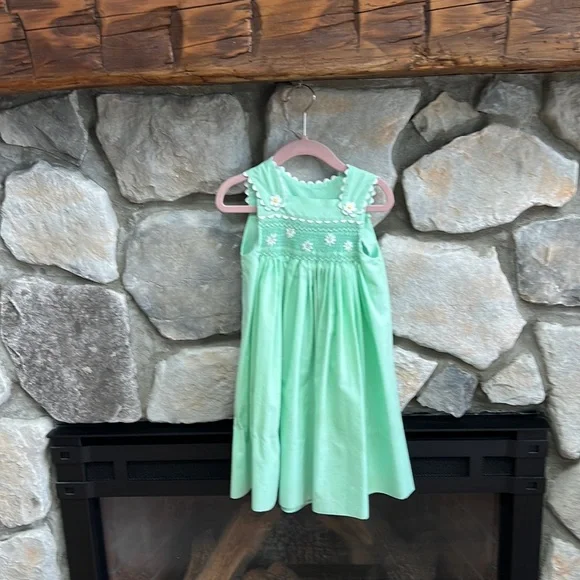 green dress with white daisies Cameron Dress Daisy Chain